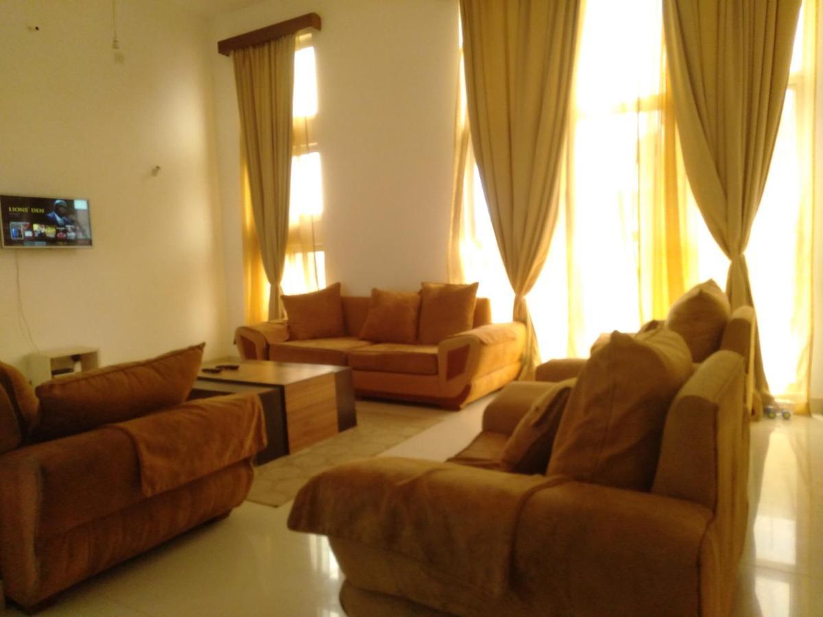 Ary Homestay Nyali- A Walk Away From City Mall 蒙巴萨 外观 照片