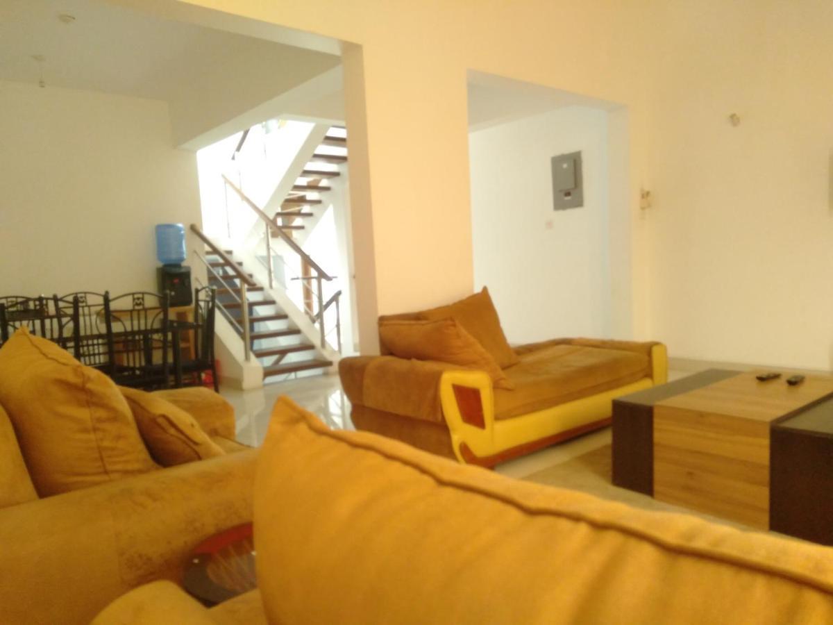 Ary Homestay Nyali- A Walk Away From City Mall 蒙巴萨 外观 照片