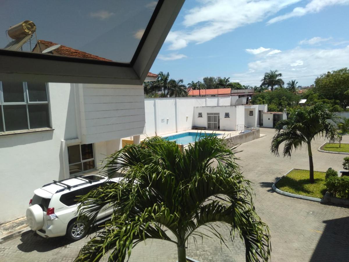 Ary Homestay Nyali- A Walk Away From City Mall 蒙巴萨 外观 照片